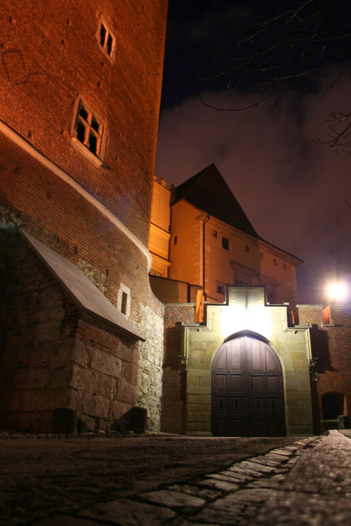 Wawelcastle at night, of course closed...