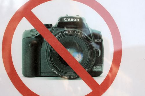 No pictures with Canon EOS 400D - I am happy that I have 450D :-)